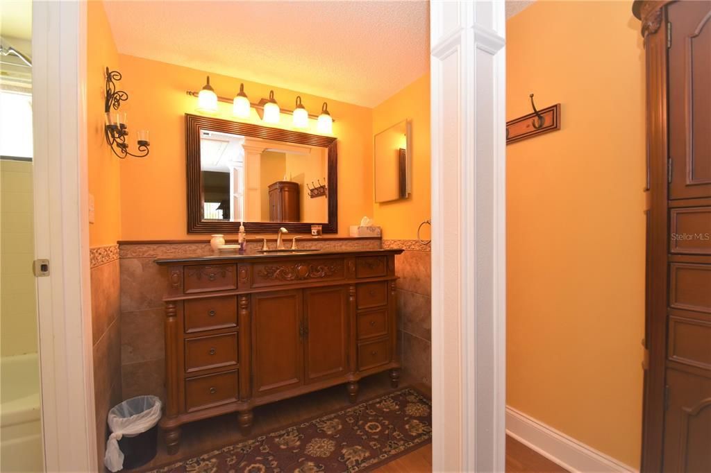1637 Brookhouse Court, Unit BR243, Sarasota, FL 34231 Photo