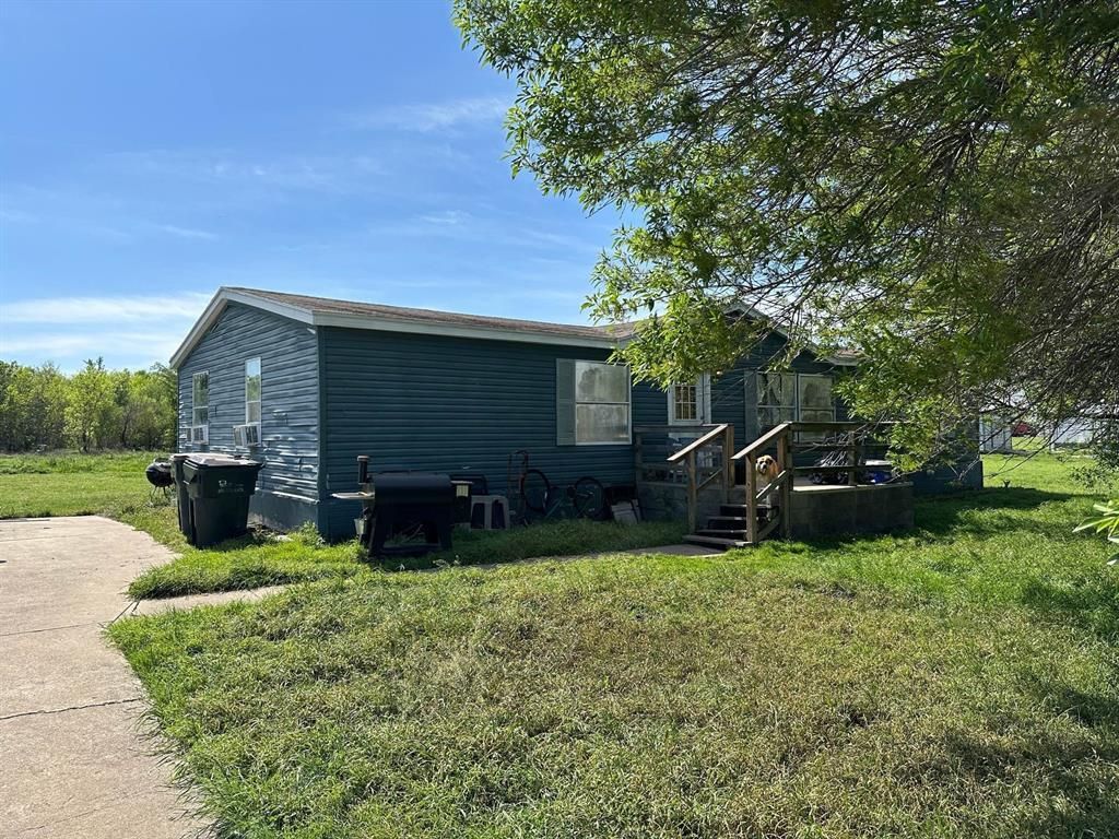 7001 Bronco Ct, Buda, TX 78610 Main Photo