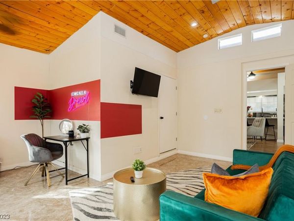 2205 Santa Paula Drive, Las Vegas, NV 89104