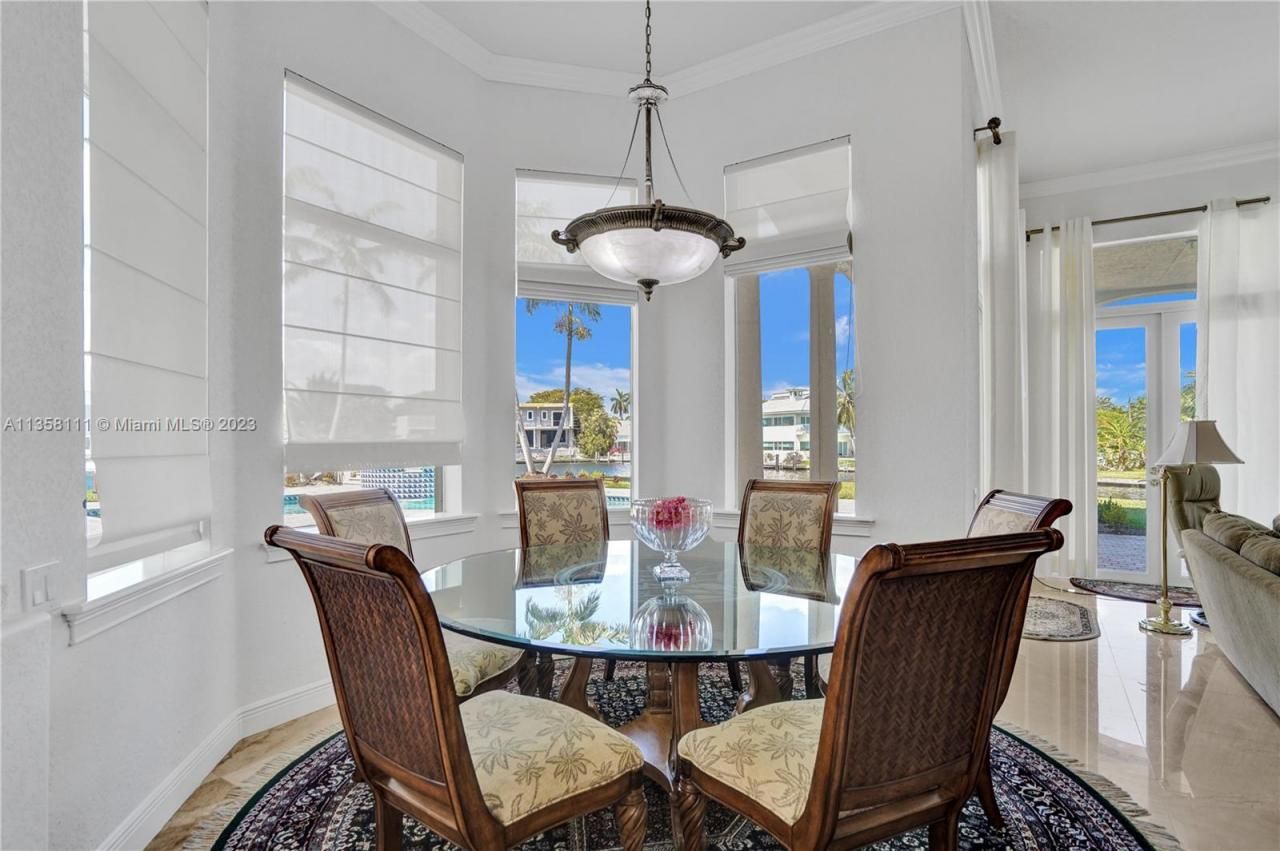 1130 Harbor Ct, Hollywood, FL 33019 Photo