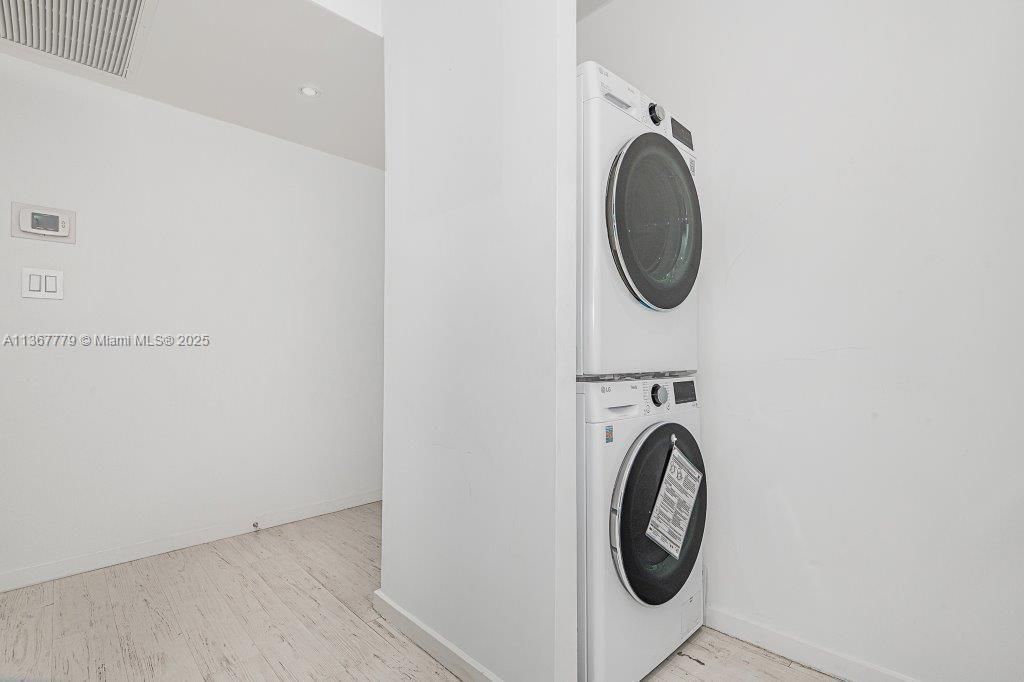 2301 Collins Ave, Unit 1032, Miami Beach, FL 33139 Photo