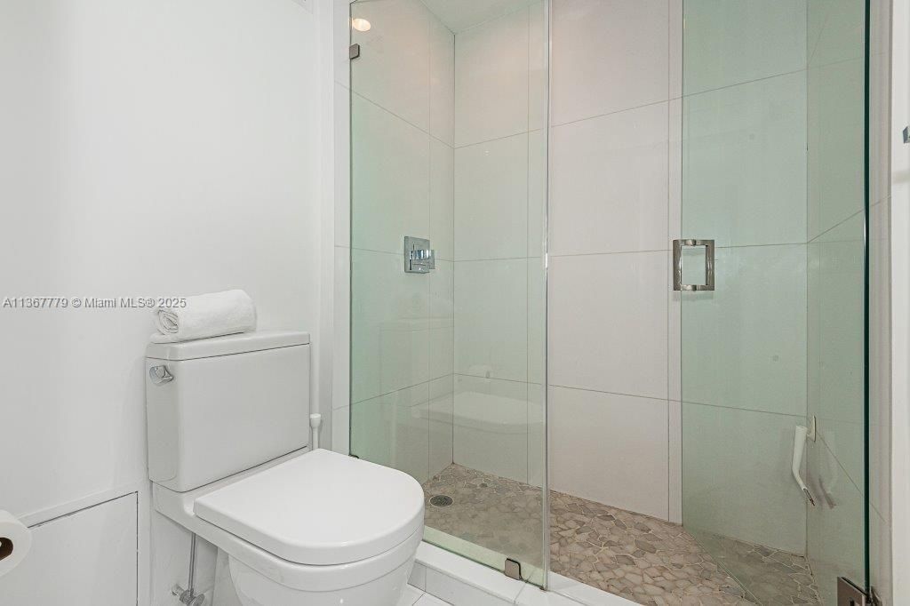 2301 Collins Ave, Unit 1032, Miami Beach, FL 33139 Photo