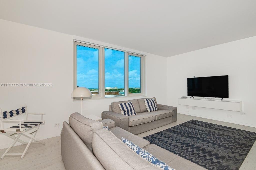 2301 Collins Ave, Unit 1032, Miami Beach, FL 33139 Photo
