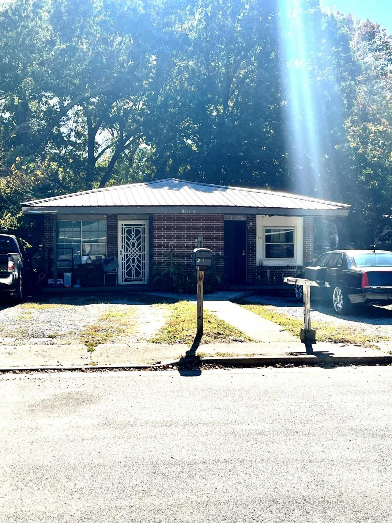 1908 Rawlings Street, Chattanooga, TN 37406 Main Photo