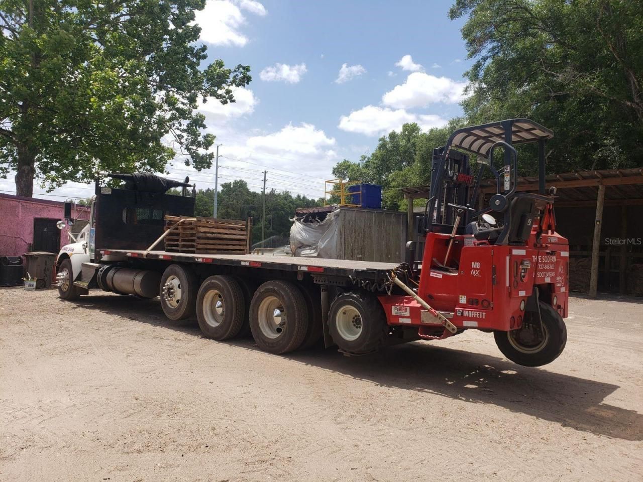 8751 Ridge Rd, New Port Richey, FL 34654 Photo