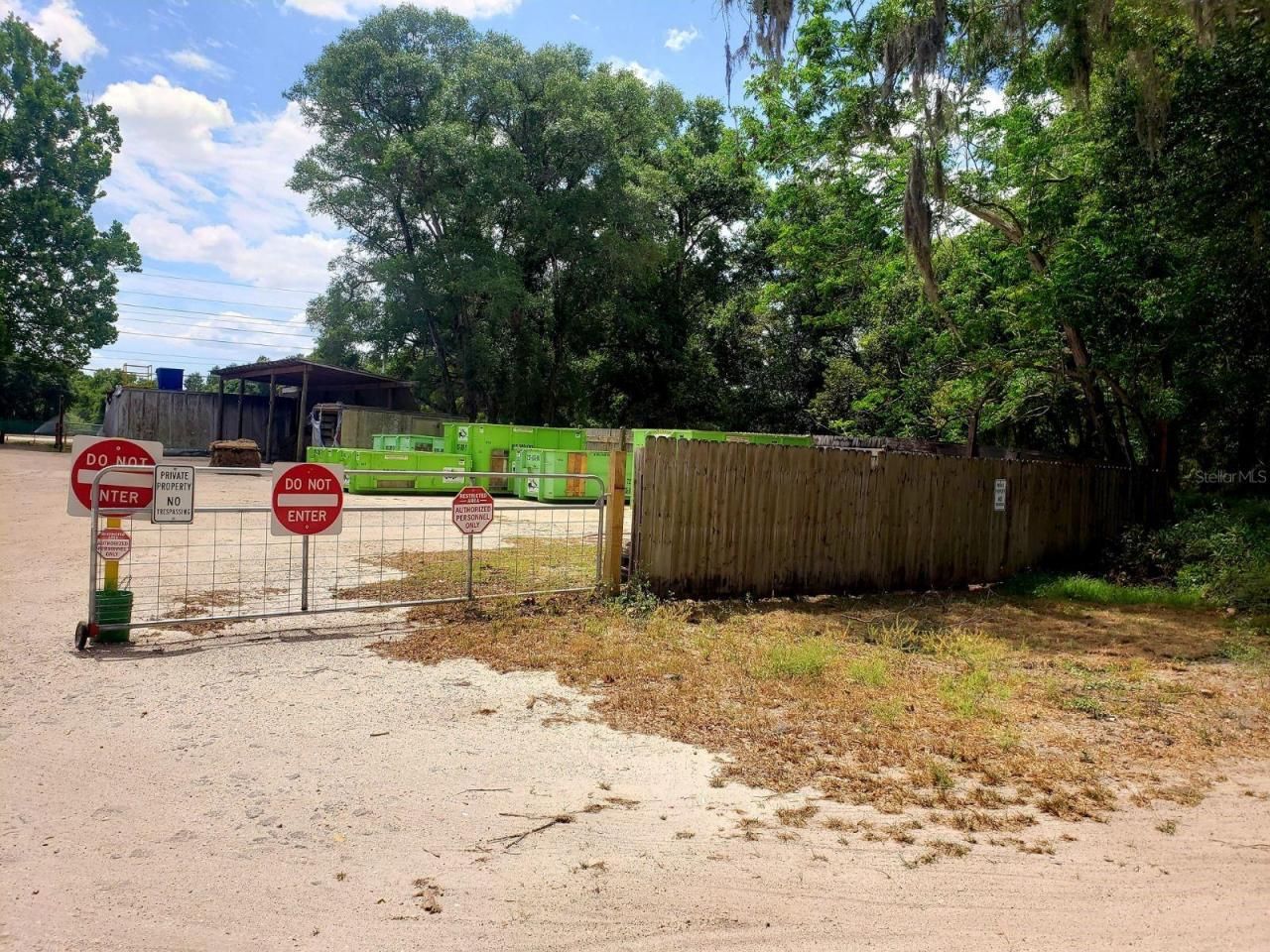 8751 Ridge Rd, New Port Richey, FL 34654 Photo