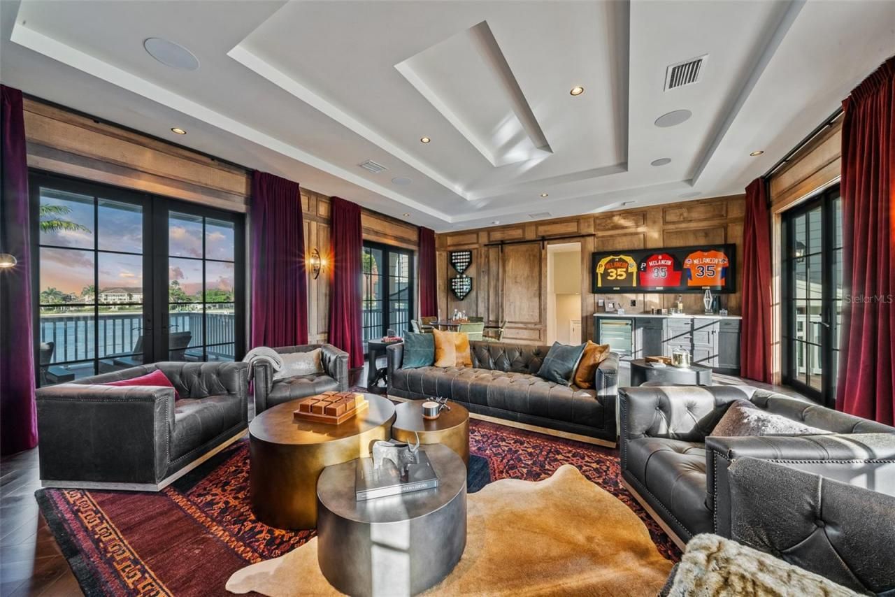 535 70th Street, Holmes Beach, FL 34217 Photo