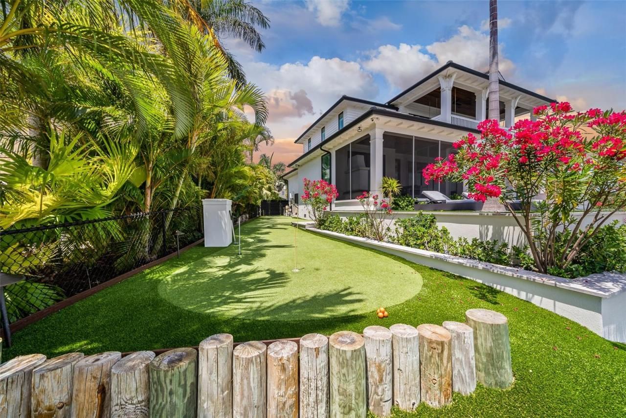 535 70th Street, Holmes Beach, FL 34217 Photo