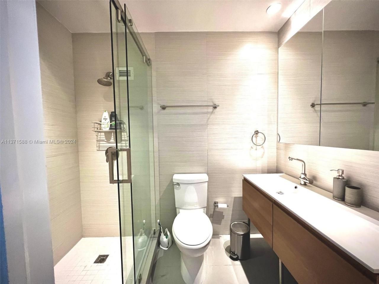 2301 Collins Ave, Unit 1626, Miami Beach, FL 33139 Photo