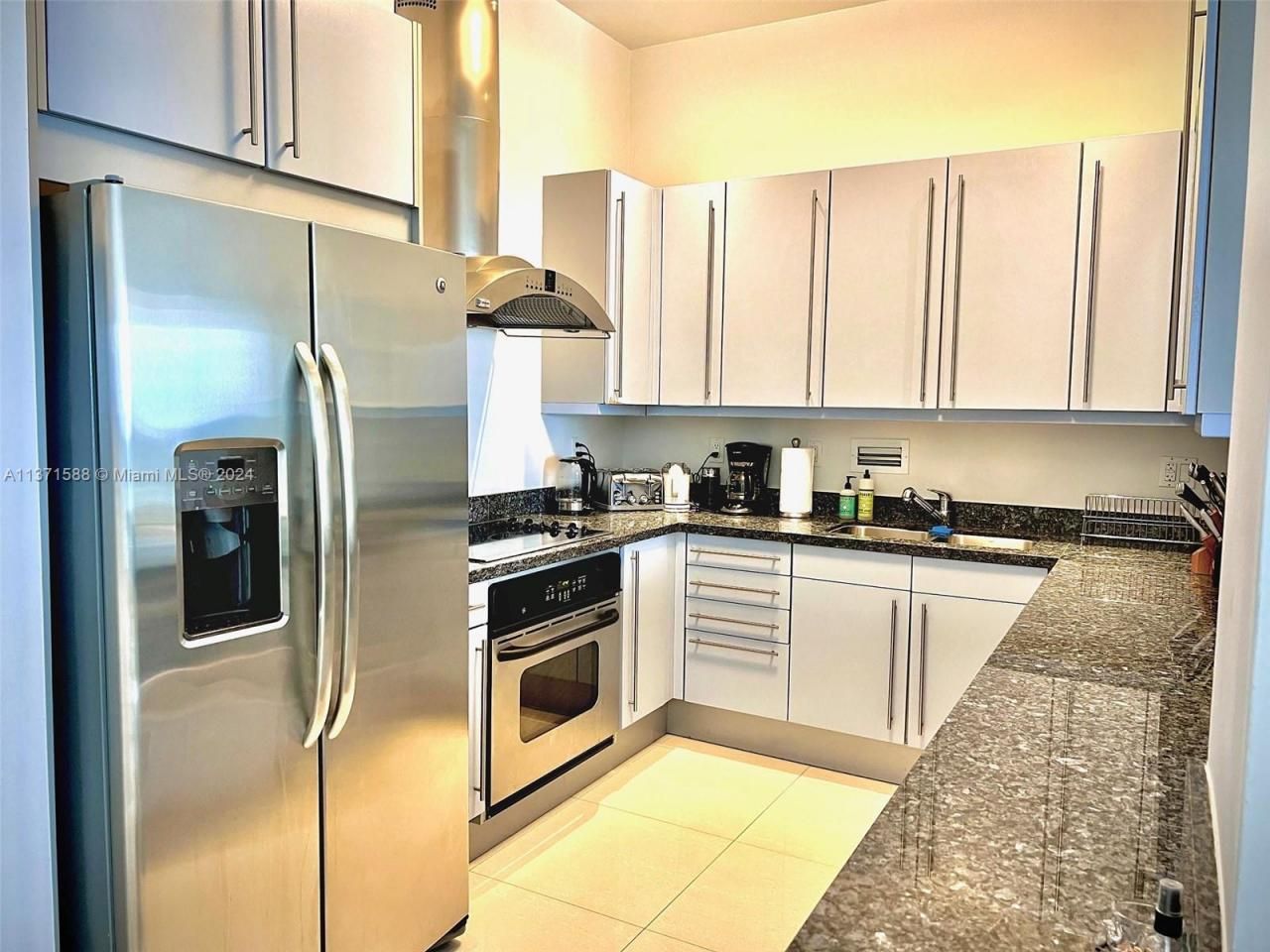 2301 Collins Ave, Unit 1626, Miami Beach, FL 33139 Photo