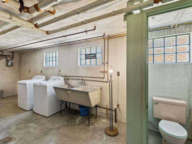 2859 Harrison Avenue, Cincinnati, OH 45211 Photo 26