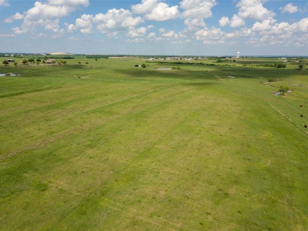 200,204, 210 County Road 160 RD, Taylor, TX 76574