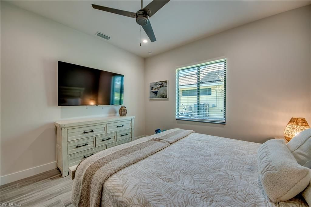 304 NW 13th Ave, Cape Coral, FL 33993 Photo