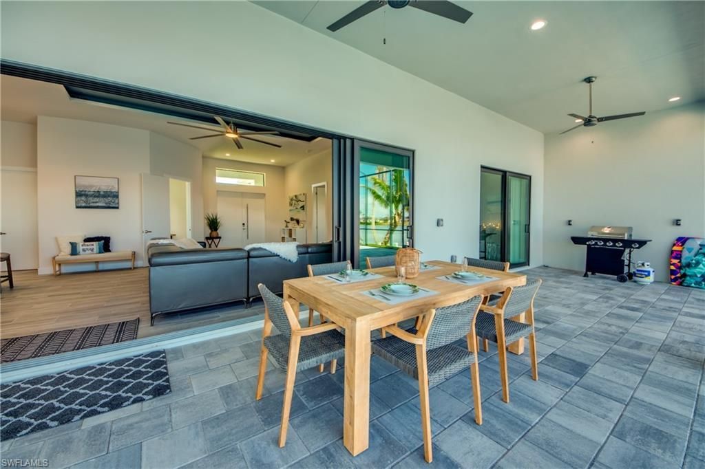 304 NW 13th Ave, Cape Coral, FL 33993 Photo