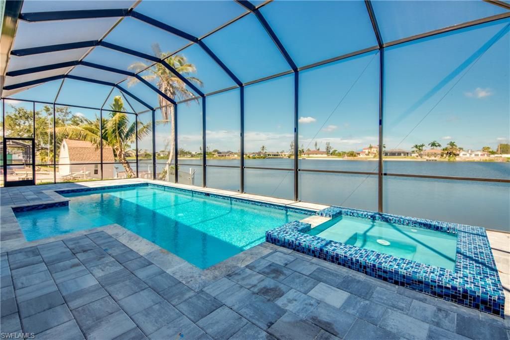 304 NW 13th Ave, Cape Coral, FL 33993 Photo