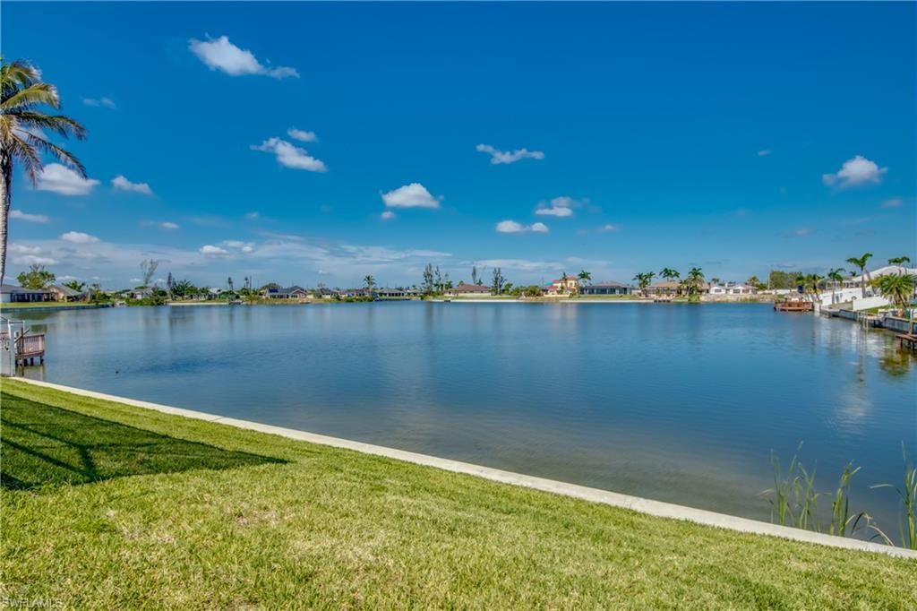 304 NW 13th Ave, Cape Coral, FL 33993 Photo