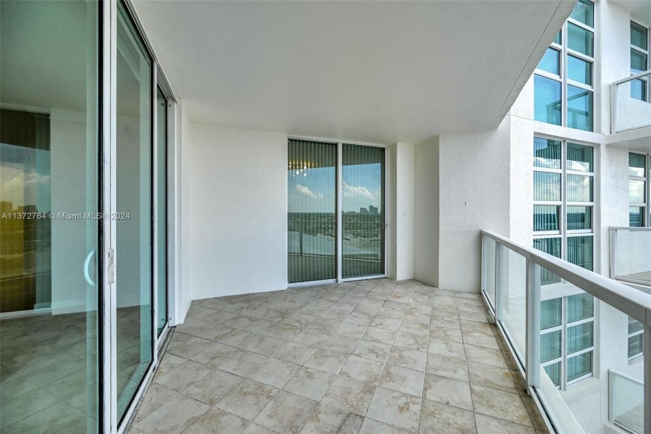 1819 SE 17th St, Unit 1401, Fort Lauderdale, FL 33316 Photo