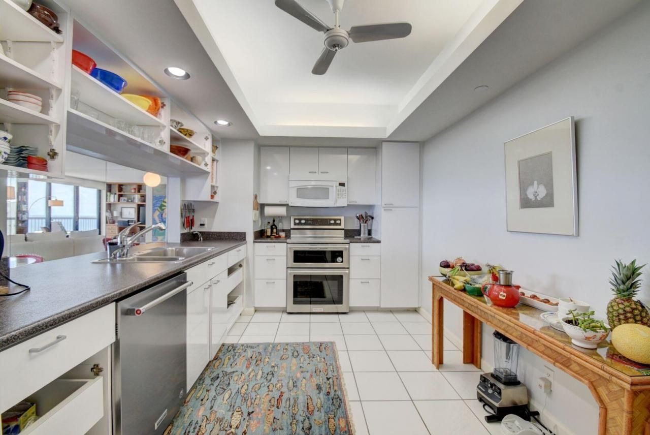 4748 S Ocean Boulevard, Unit Ph1, Highland Beach, FL 33487 Photo