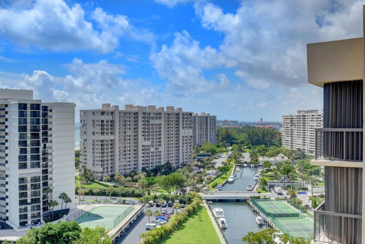 4748 S Ocean Boulevard, Unit Ph1, Highland Beach, FL 33487 Photo