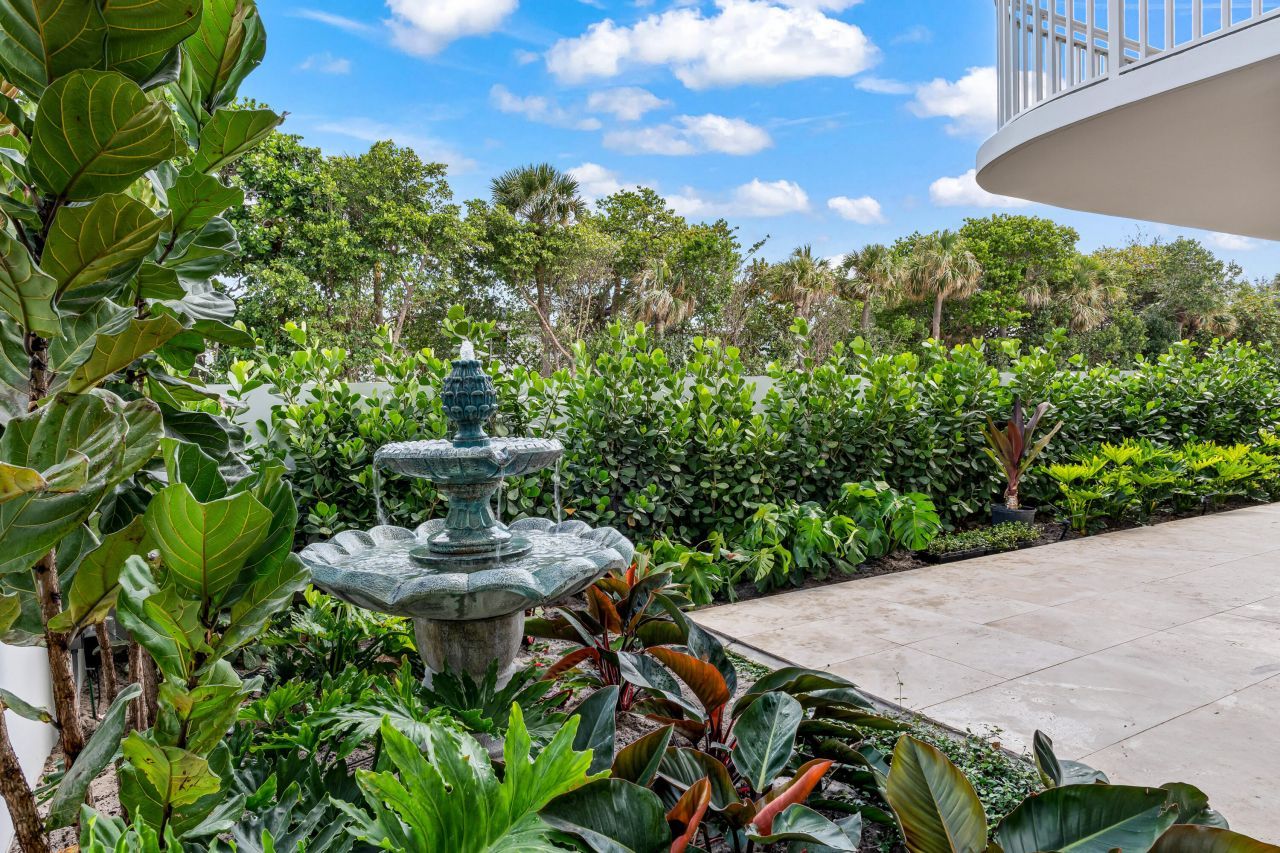 2580 S Ocean Boulevard, Unit 1c1, Palm Beach, FL 33480 Photo