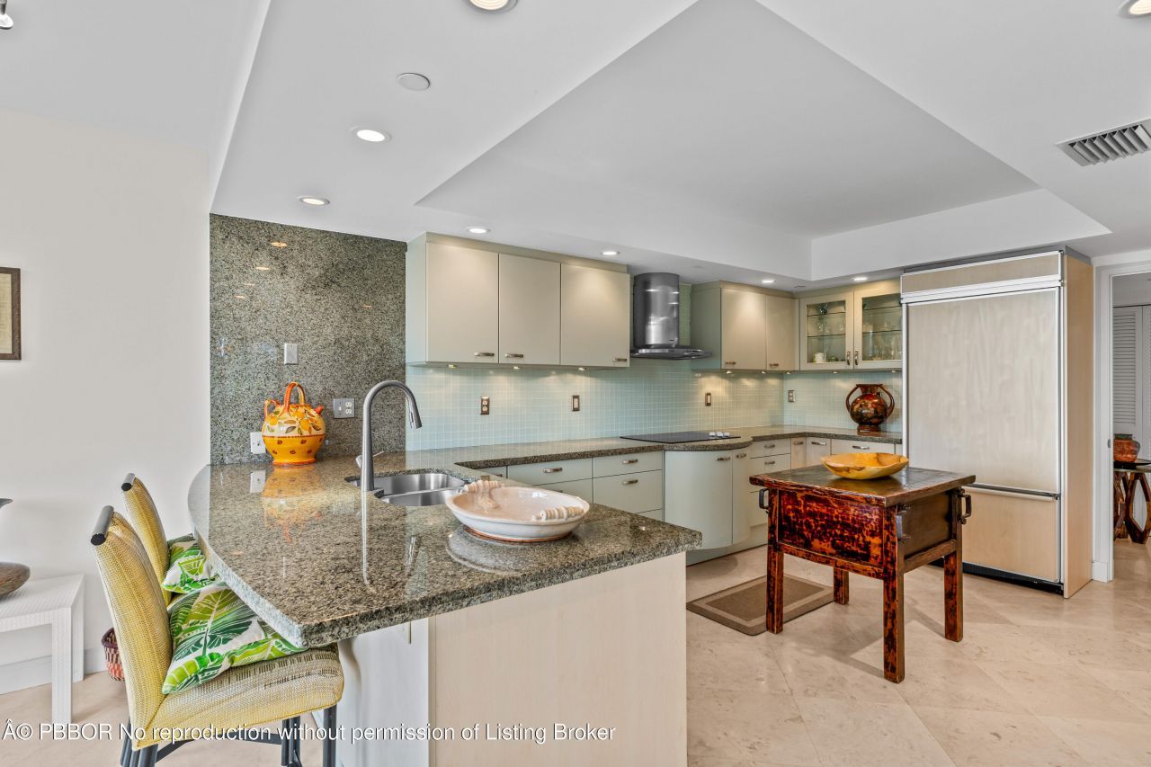 2580 S Ocean Boulevard, Unit 1C1, Palm Beach, FL 33480 Photo