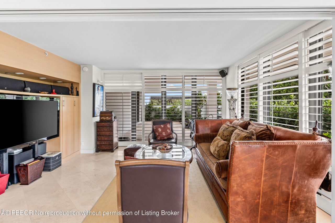 2580 S Ocean Boulevard, Unit 1C1, Palm Beach, FL 33480 Photo