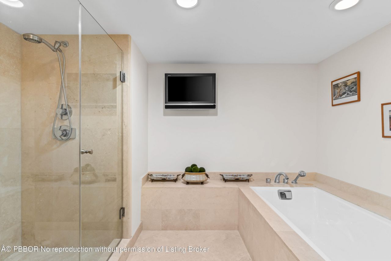 2580 S Ocean Boulevard, Unit 1C1, Palm Beach, FL 33480 Photo