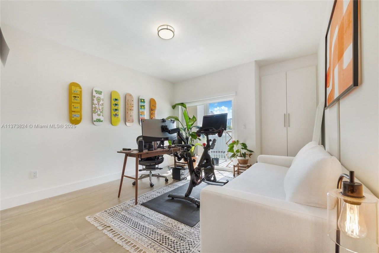 120 Salamanca Ave, Unit 3B, Coral Gables, FL 33134 Photo