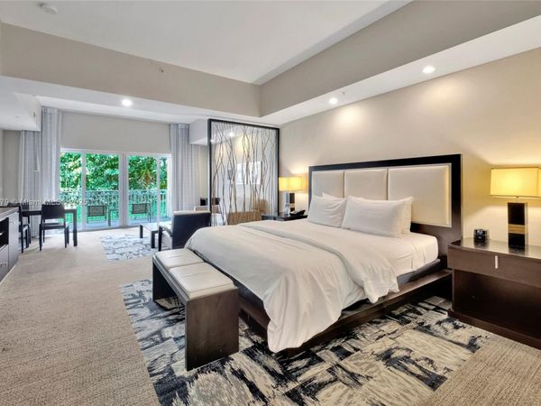 5300 NW 87th Ave, Unit 606, Doral, FL 33178