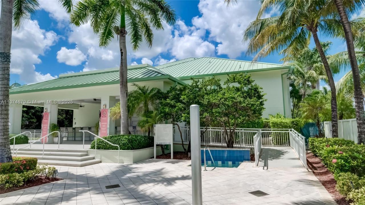 5300 NW 87th Ave, Unit 606, Doral, FL 33178 Photo