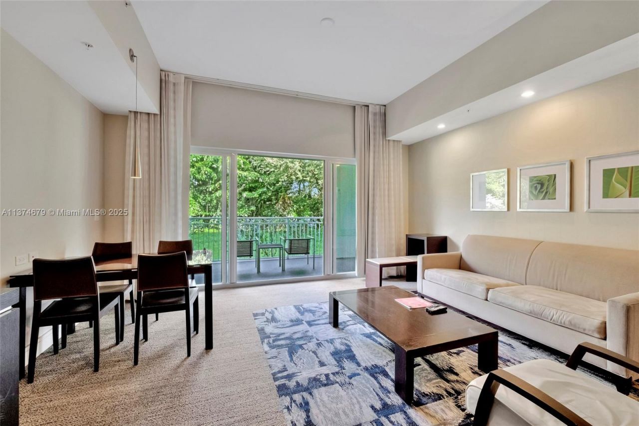 5300 NW 87th Ave, Unit 606, Doral, FL 33178 Photo