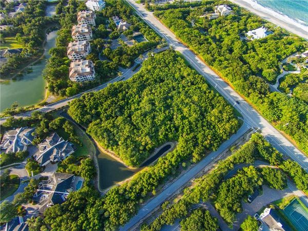 900 River Club Drive & Highway A1A, Indian River Shores, FL 32963