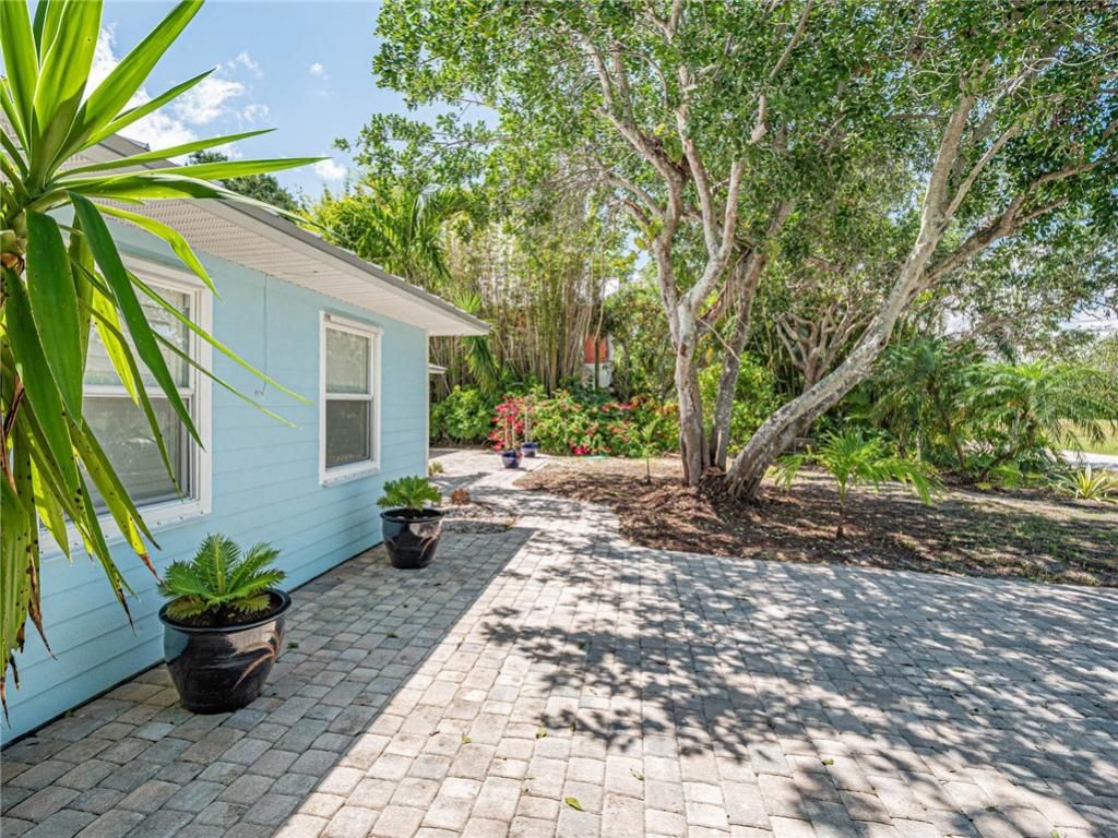 1075 Morningside Drive, Vero Beach, FL 32963 Photo