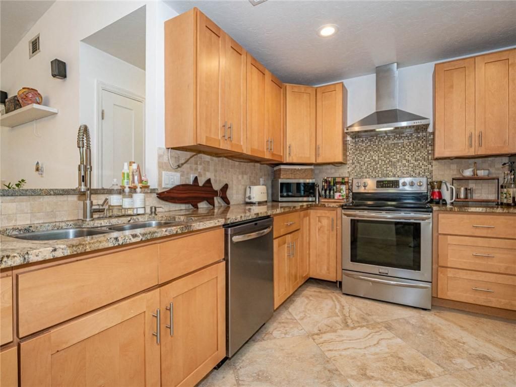 1075 Morningside Drive, Vero Beach, FL 32963 Photo