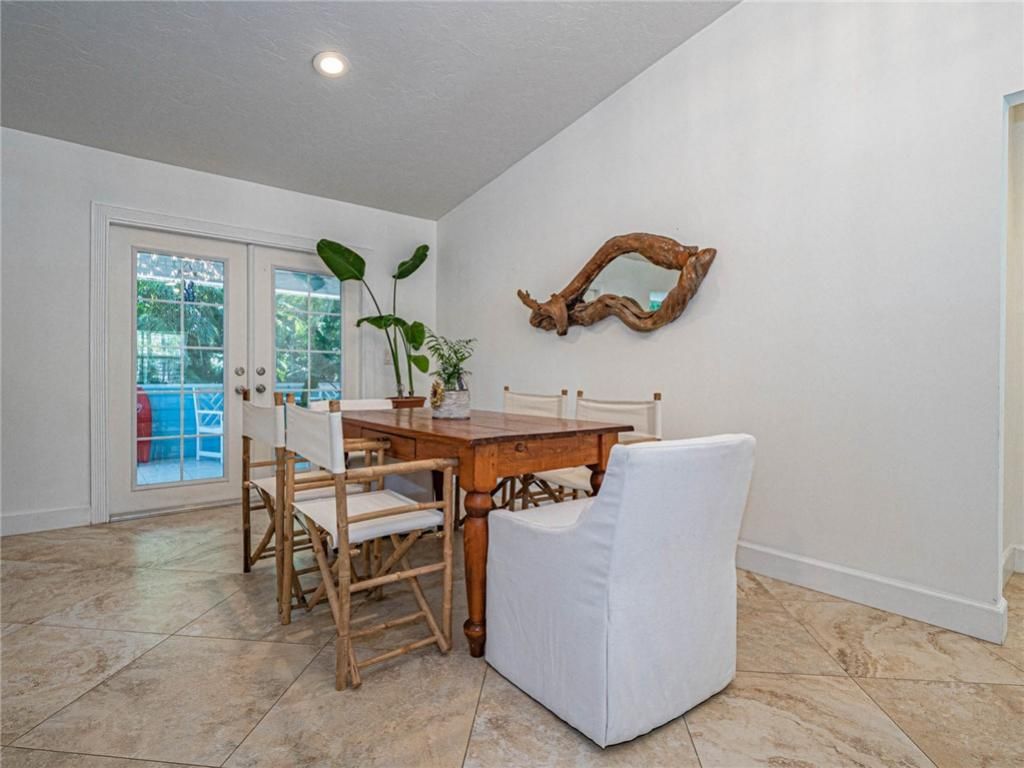 1075 Morningside Drive, Vero Beach, FL 32963 Photo