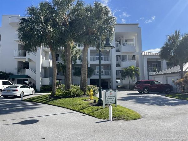 144 NE Edgewater Drive, Unit 3102, Stuart, FL 34996