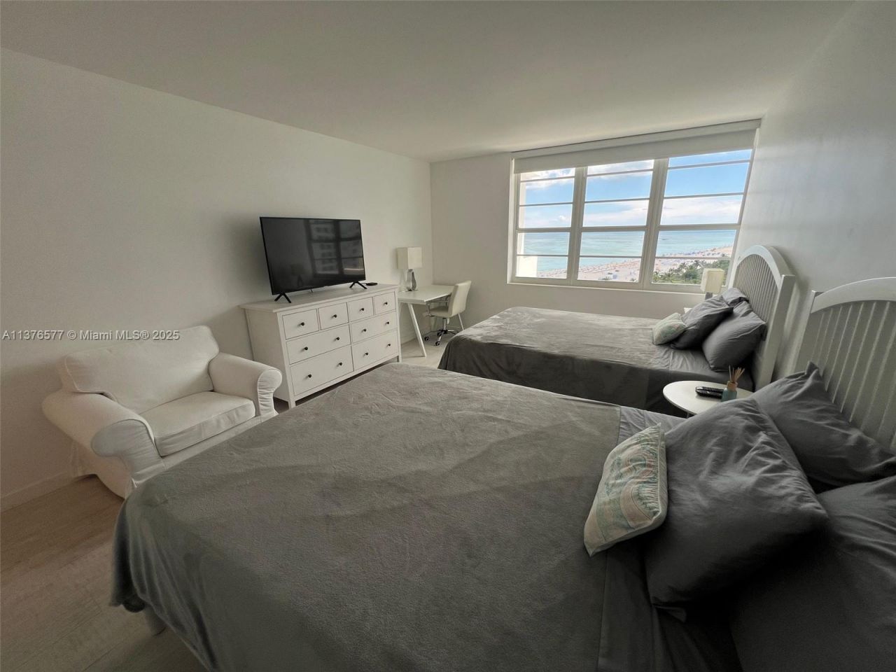 100 Lincoln Rd, Unit 1244, Miami Beach, FL 33139 Photo