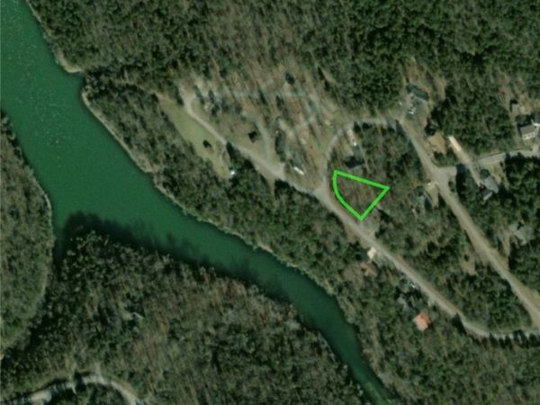 18 North Star Loop, Holiday Island, AR 72631