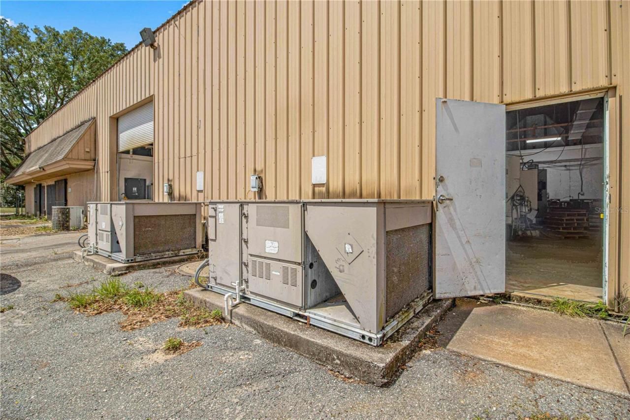 1031 NE 16th Street, Ocala, FL 34470 Photo