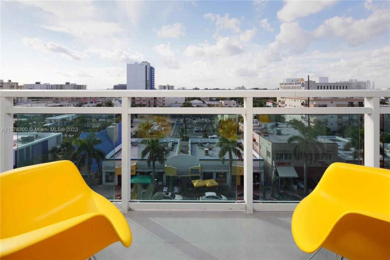 6917 Collins Ave, Unit 820, Miami Beach, FL 33140 Photo