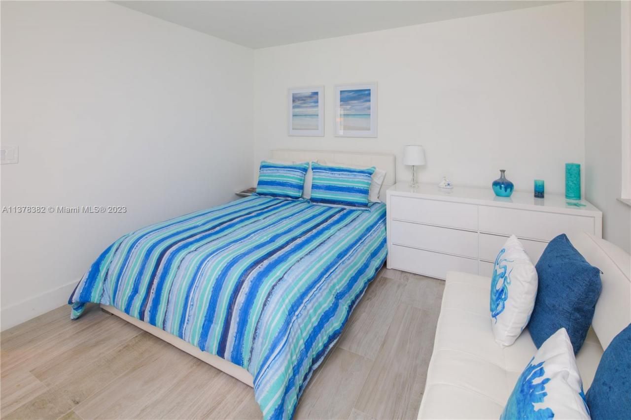 5005 Collins Ave, Unit 610, Miami Beach, FL 33140 Photo