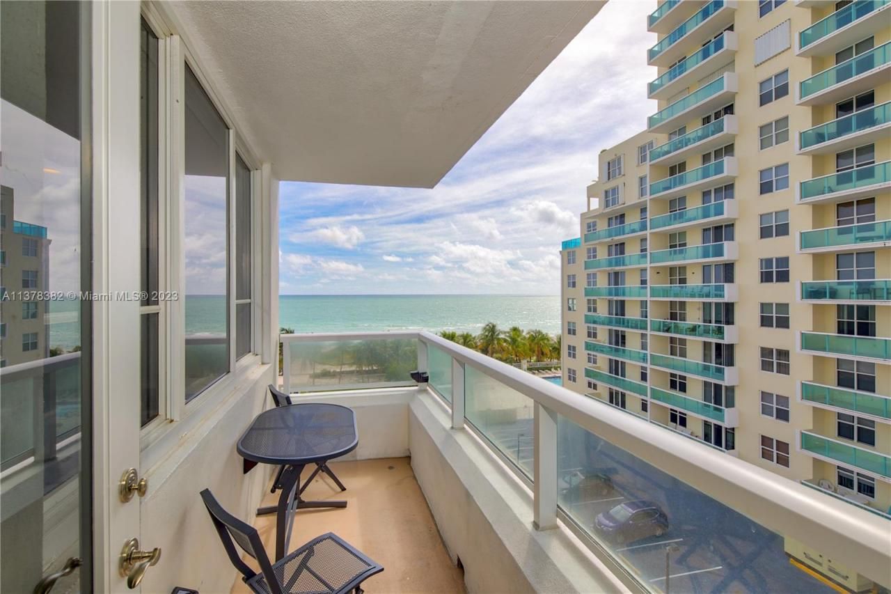 5005 Collins Ave, Unit 610, Miami Beach, FL 33140 Photo