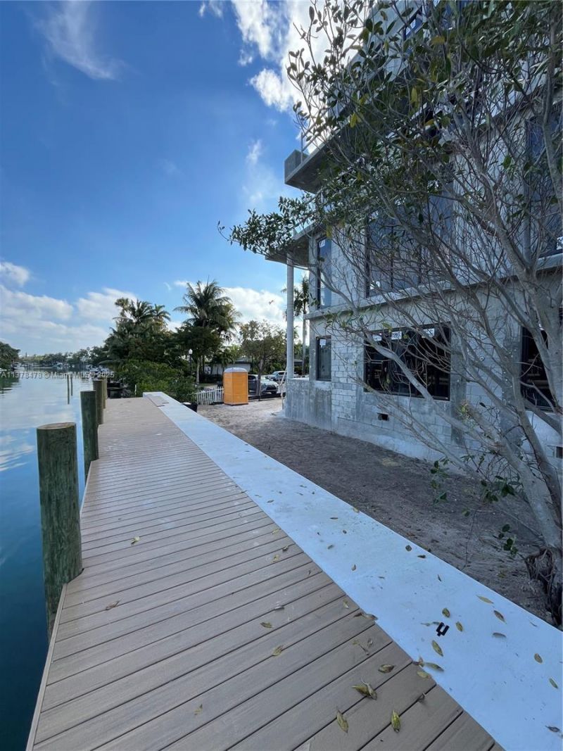 7300 Trouville Esplanade, Unit 3, Miami Beach, FL 33141 Photo