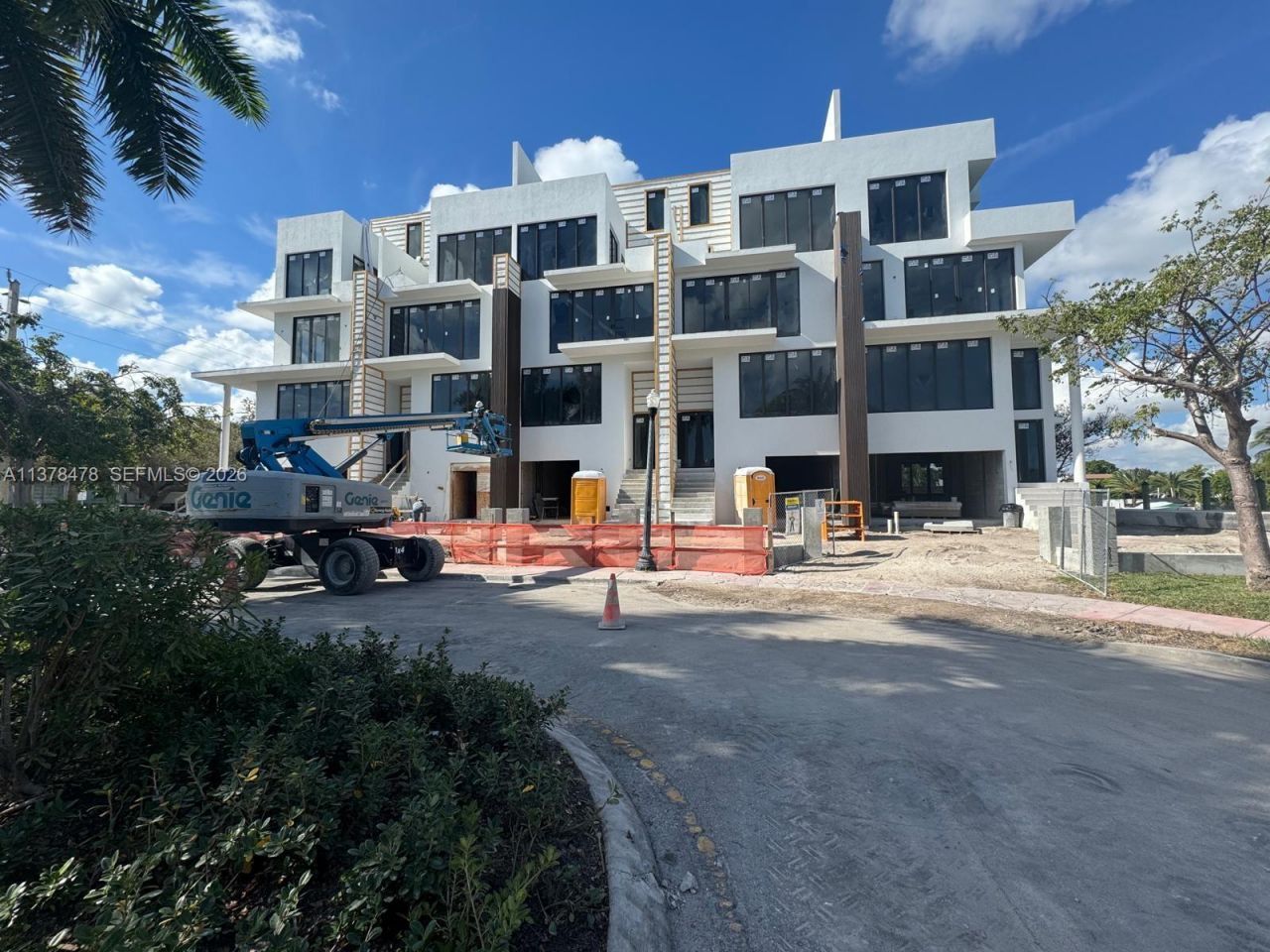 7300 Trouville Esplanade, Unit 3, Miami Beach, FL 33141 Photo