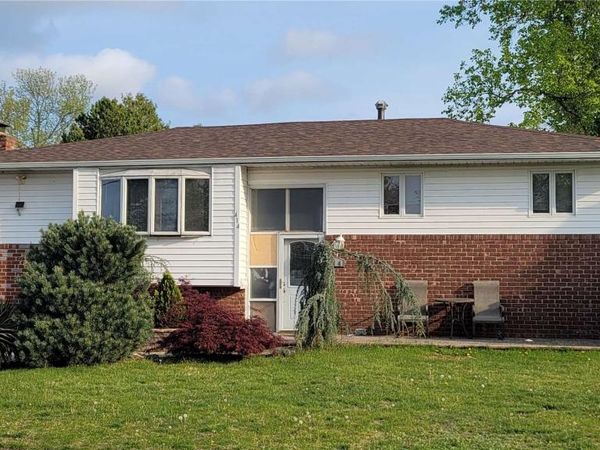 414 Westview Avenue, Deer Park, NY 11729