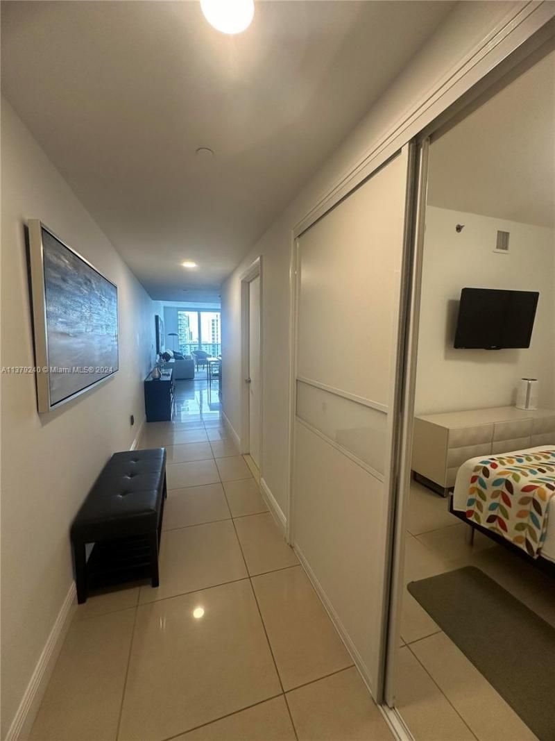 1830 S Ocean Dr, Unit 2010, Hallandale Beach, FL 33009 Photo