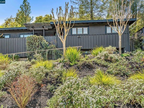 41 Sleepy Hollow Lane, Orinda, CA 94563