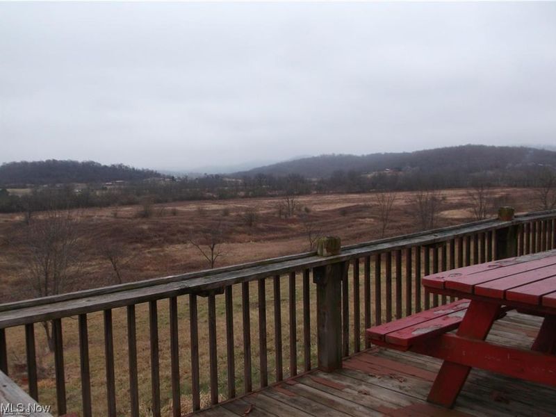 19510 Leatherwood Road, Salesville, OH 43778 Photo 10