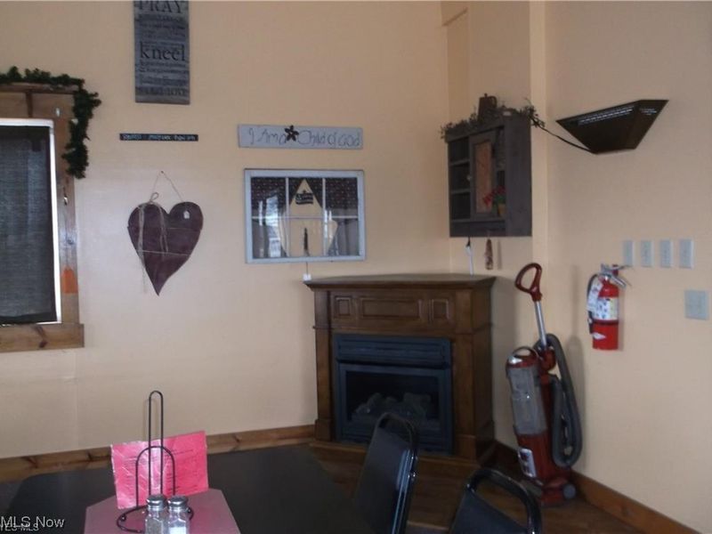 19510 Leatherwood Road, Salesville, OH 43778 Photo 13