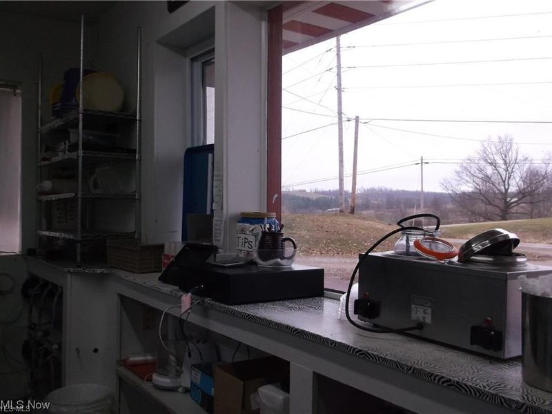 19510 Leatherwood Road, Salesville, OH 43778 Photo 14